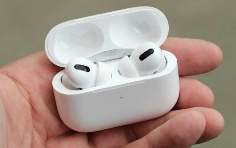 apple airpods pro microphone